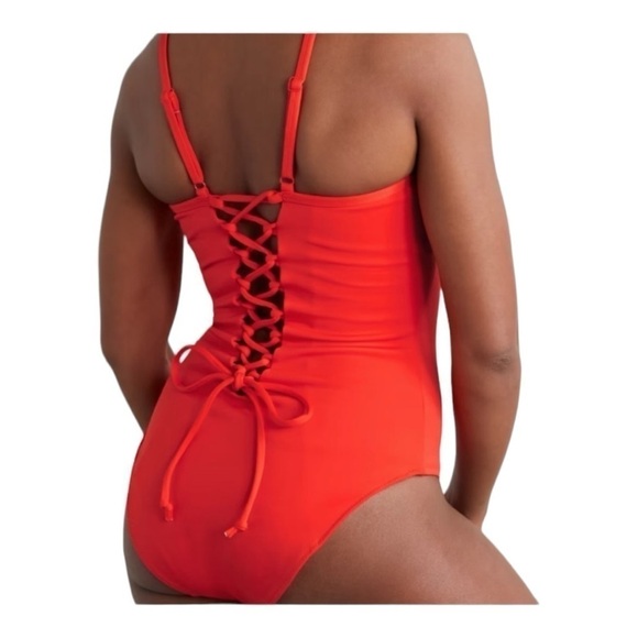 Good American Sculpt Lace Up Back One Piece - Picture 3 of 7